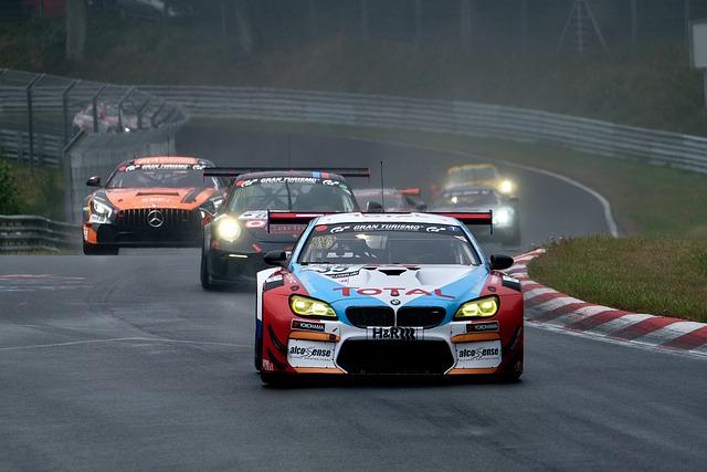 Historie BMW: Od leteckých motorů k luxusním vozům