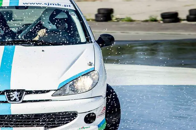 Mají autoškoly v Ústí nad Labem moderní vybavení?